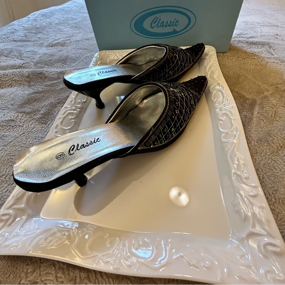 Classic black jewelled high heel shoes Size 9 - Picture 7 of 9